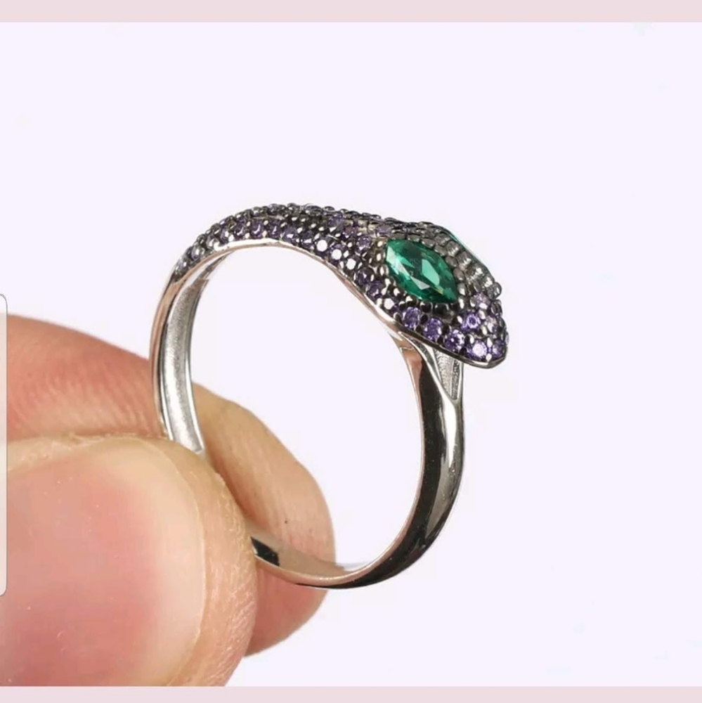 Sz 8 Amethyst snake with emerald eyes sterling - Picture 2 of 4